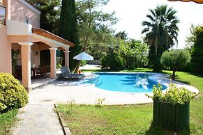 Pine Villas & Apartments Kusadasi