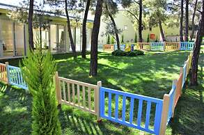 Pine Villas & Apartments Kusadasi