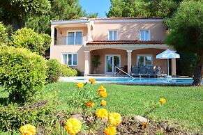 Pine Villas & Apartments Kusadasi