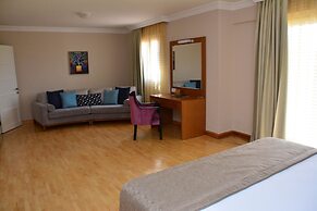 Pine Villas & Apartments Kusadasi