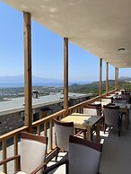 Assos Karadut Taş Otel