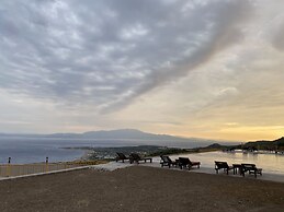 Assos Karadut Taş Otel