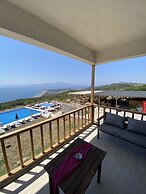 Assos Karadut Taş Otel