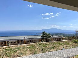 Assos Karadut Taş Otel