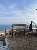 Assos Karadut Taş Otel