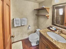 1791 Lakeside Getaway At Deer Valley! Outdoor Heated Pool & Hot Tubs! 