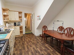 Sunnyside Holiday Apartment 1