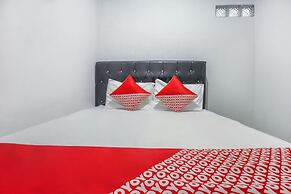 OYO 3399 Gea Guest HouseNearGramedia Mall