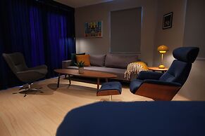 Stunning Marina View - Brand New - City Center