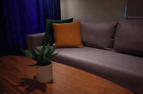 Stunning Marina View - Brand New - City Center