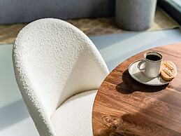 Sanders Port - Majest Studio With Roof-top Terrace