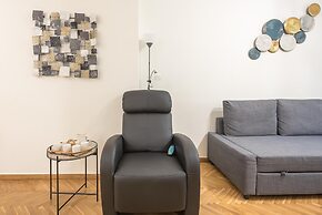 Elegant Suite by Cloudkeys