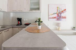 Modern Athens Studio by Cloudkeys