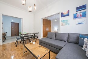 Athens Bright Suite by Cloudkeys