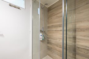 Athens Bright Suite by Cloudkeys