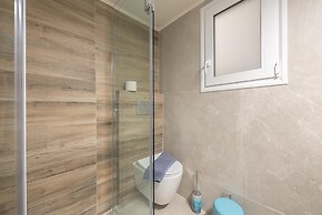 Athens Bright Suite by Cloudkeys