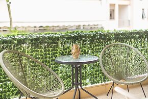 Supreme Suite With Balcony by Cloudkeys