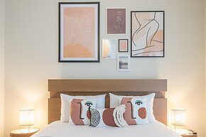 Supreme Suite With Balcony by Cloudkeys