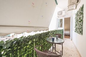 Boutique Acropolis Apartment by Cloudkeys