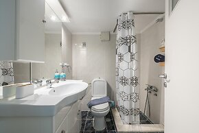 Boutique Acropolis Apartment by Cloudkeys