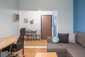 Boutique Acropolis Apartment by Cloudkeys