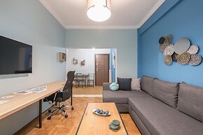 Boutique Acropolis Apartment by Cloudkeys