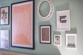 Boutique Acropolis Apartment by Cloudkeys