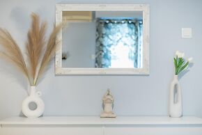 Urban City Apartment by Cloudkeys