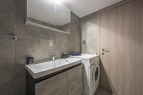 Elegant Mavili Suite by Cloudkeys