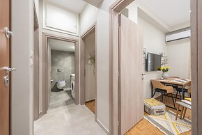 Elegant Mavili Suite by Cloudkeys