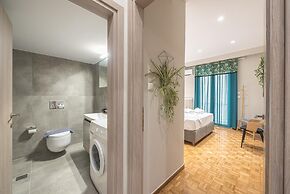 Elegant Mavili Suite by Cloudkeys