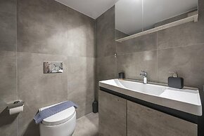 Elegant Mavili Suite by Cloudkeys