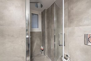 Elegant Mavili Suite by Cloudkeys