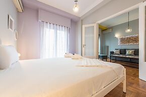 Athens Boutique Apartment by Cloudkeys