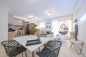 Luxury Loft With a Balcony by Cloudkeys