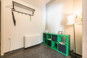 Spacious Acropolis Home by Cloudkeys