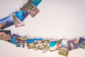 Spacious Acropolis Home by Cloudkeys