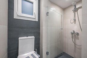 Phaedra Hideaway Suite Near Acropolis by Cloudkeys