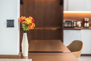 Phaedra Hideaway Suite Near Acropolis by Cloudkeys