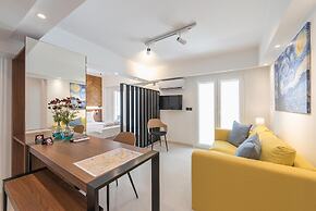 Phaedon Terrace Suite Near Acropolis by Cloudkeys