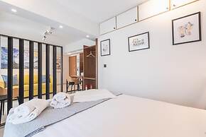 Phaedon Terrace Suite Near Acropolis by Cloudkeys