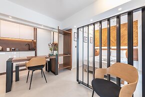 Phaedon Terrace Suite Near Acropolis by Cloudkeys