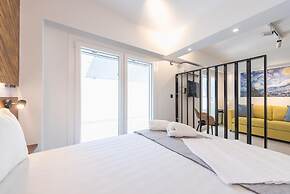 Phaedon Terrace Suite Near Acropolis by Cloudkeys