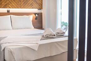 Phaedon Terrace Suite Near Acropolis by Cloudkeys