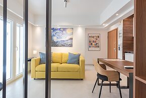 Phaedon Terrace Suite Near Acropolis by Cloudkeys