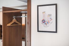 Phaedon Terrace Suite Near Acropolis by Cloudkeys