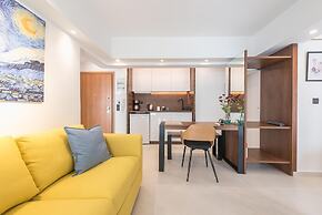 Phaedon Terrace Suite Near Acropolis by Cloudkeys