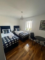 Remarkable 3-bed House in Cambridge