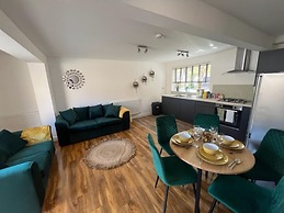 Remarkable 3-bed House in Cambridge