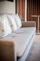 Room fully equipped Spa and gym free